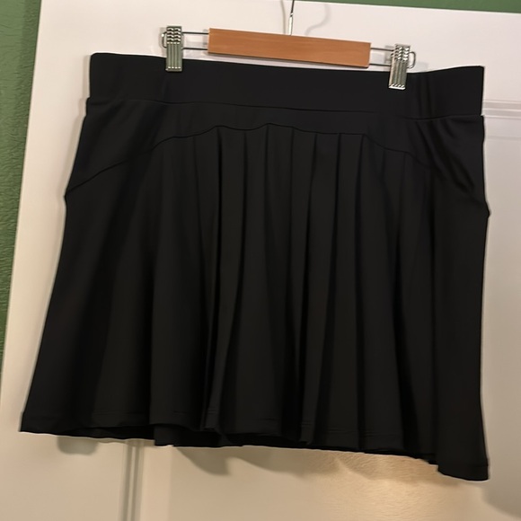 Move Theory Pleated Tennis Skirt. Size XL. - Picture 2 of 4